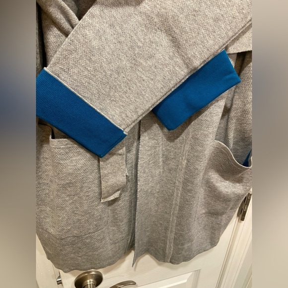 NWT The Limited Gray Turquoise Knit Wrap Front Hooded Belted Cardigan Size XL - Picture 5 of 12
